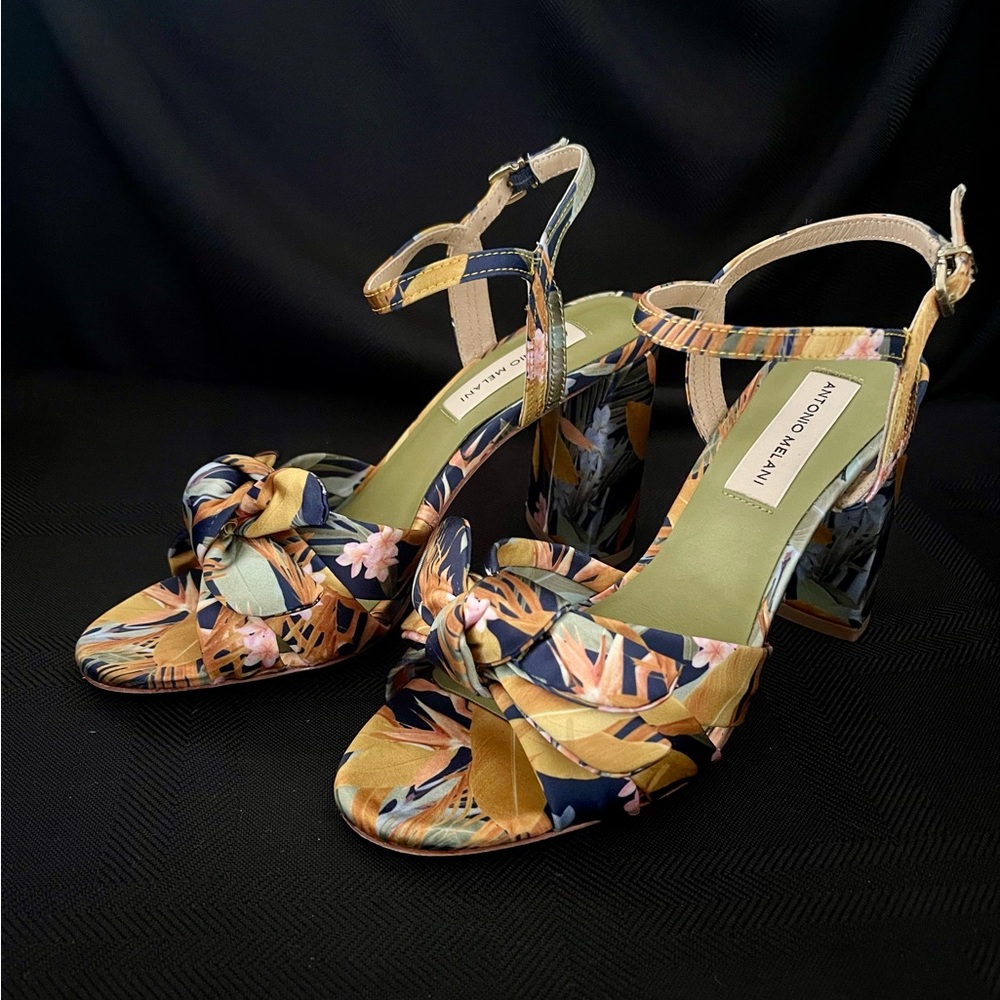 Antonio Milani Tropical Print Heeled Sandals Size 6 1/2